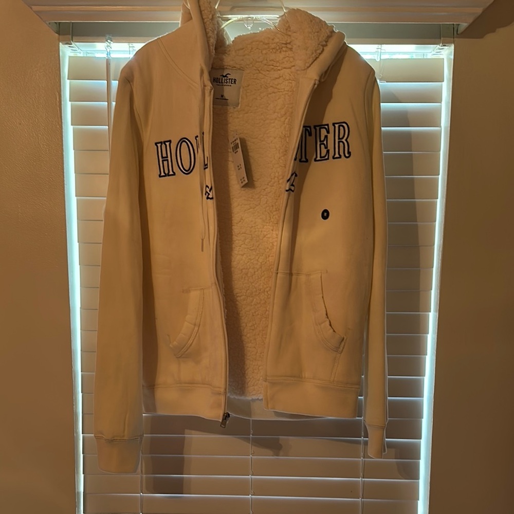 Hollister Off-White Sherpa Hoodie with Navy Logo